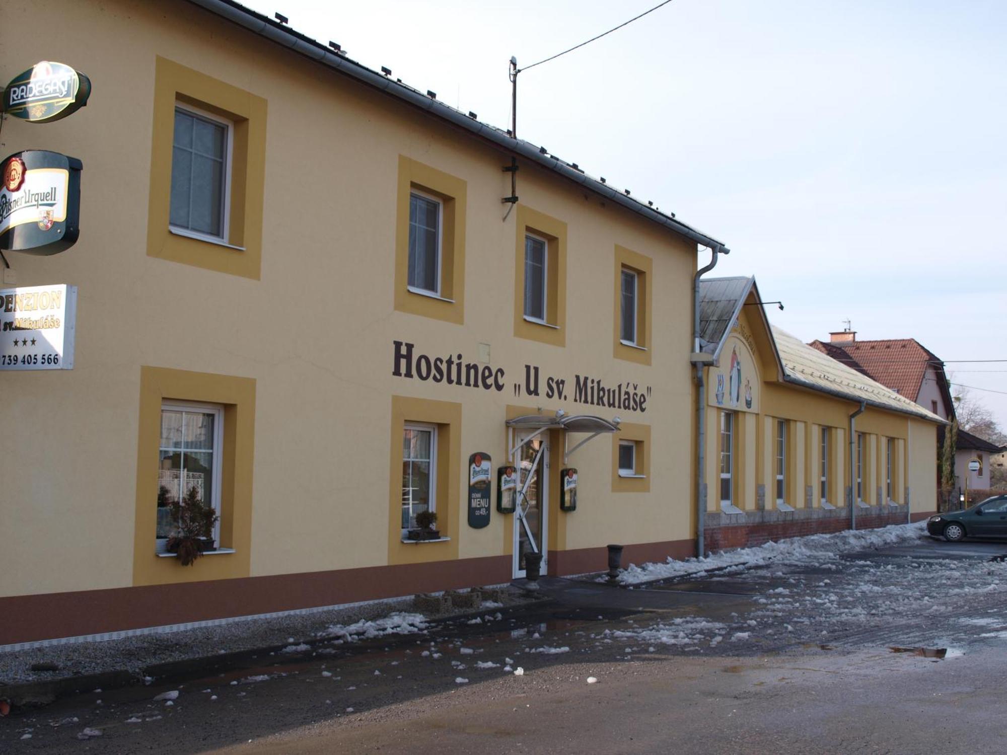 Hostinec A Penzion U Sv. Mikulase Hat Екстер'єр фото